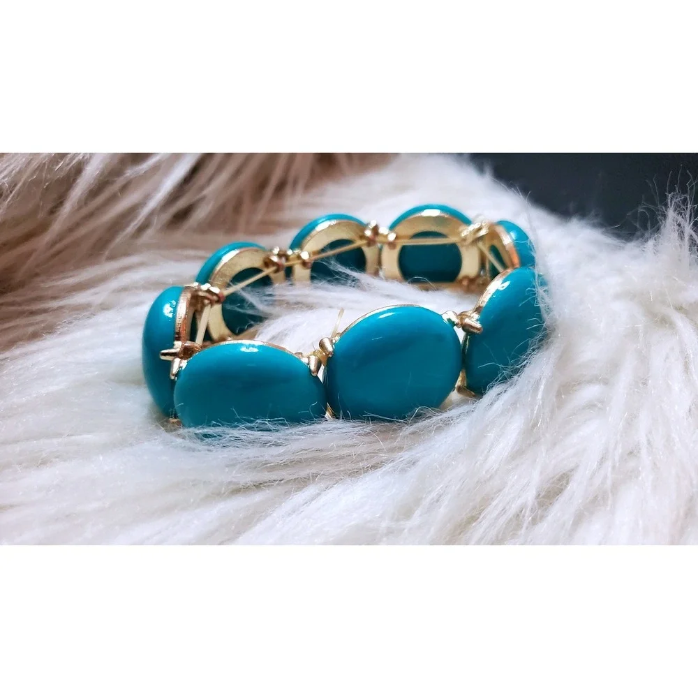 Vintage Style Turquoise Gold Tone Jewelry Set Bracelets Ring Earrings 4pc Lot